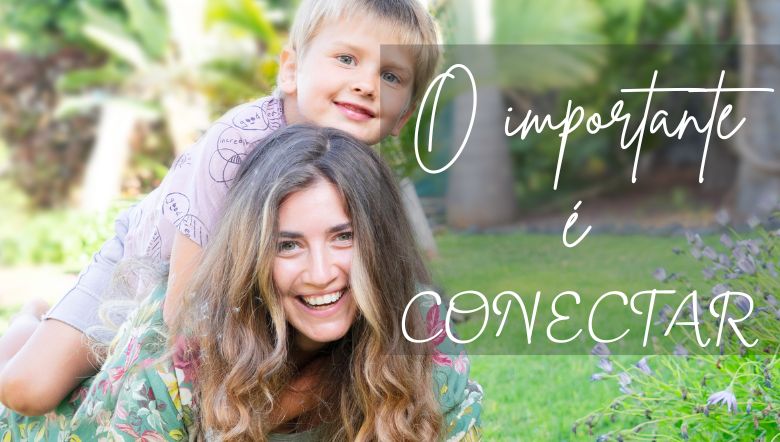 Frases sobre autismo, imagen de mãe e filho brincando Frases sobre autismo, imagen de mãe e filho brincando